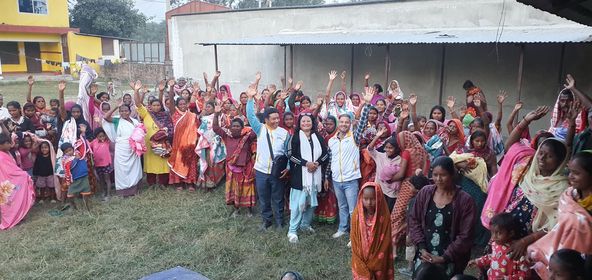 एसडिए चर्च नेपाल कोशी प्रदेश समितिले न्यानो कपडा वितरण 