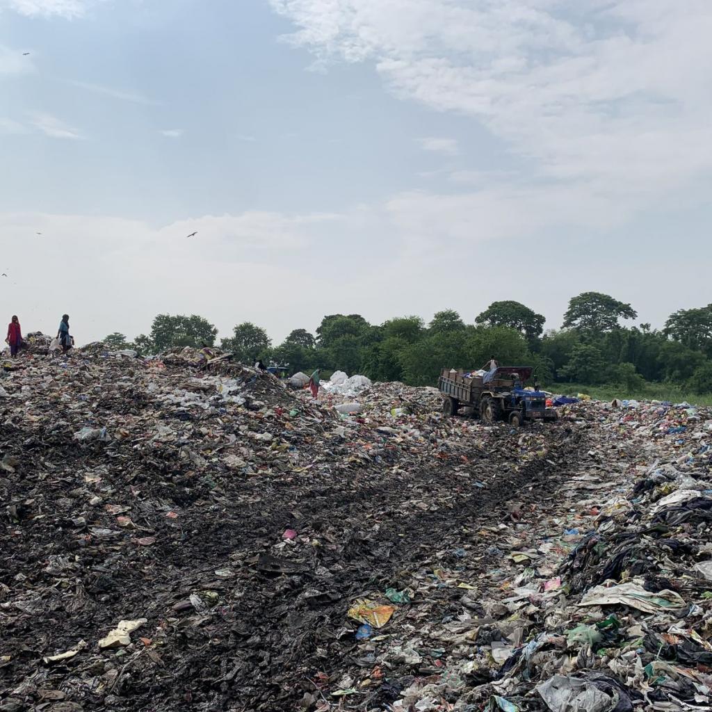 फास्ट फेसनको अर्को पाटो : बढ्दो वातावरणीय संकट र स्वास्थ्य जोखिम