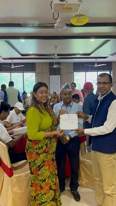 इटहरी उद्योग वाणिज्य संघको निर्वाचन: स्वतन्त्र उम्मेदवार गायत्री कटुवाल भण्डारीसहितको टोलीद्वारा मनोनयन दर्ता