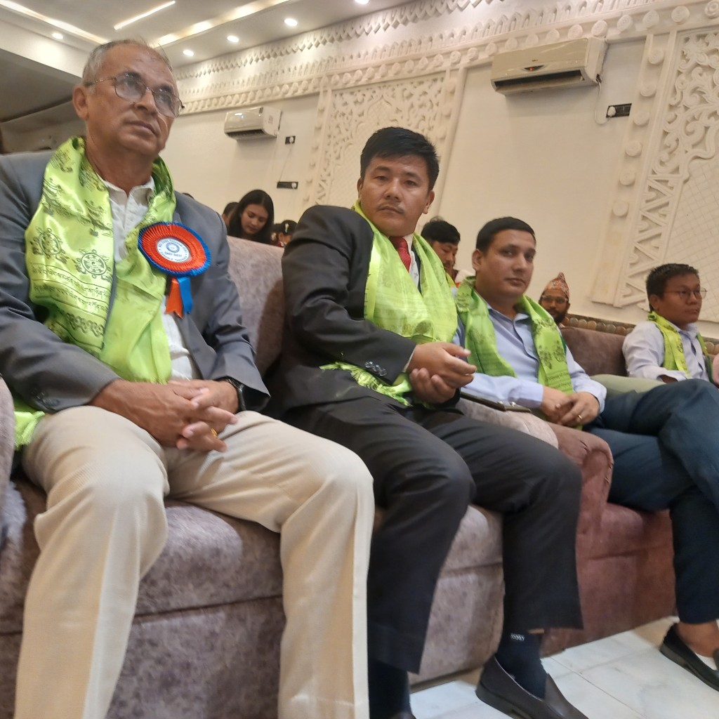 पुर्वाञ्चल माध्यमिक विद्यालयमा कक्षा ११ का विद्यार्थीलाई स्वागत, नाचगानसहित मनोरञ्जन